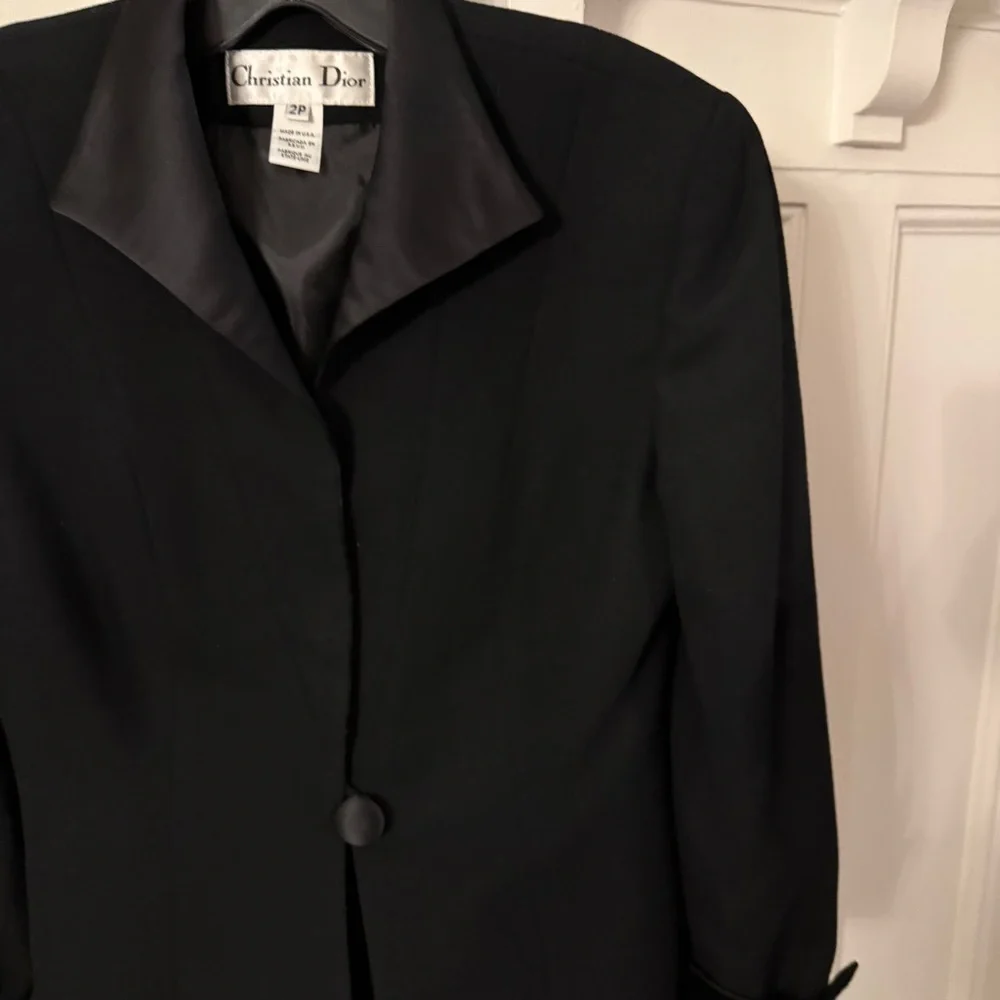 Christian Dior Women’s Black Wool Blazer With Satin Cuffs & Collar Sz 2P